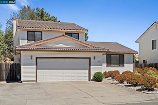 216 Elderberry Ct, Hercules, CA 94547
