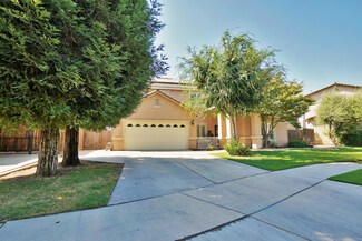 2861 14th St, Sanger, CA 93657