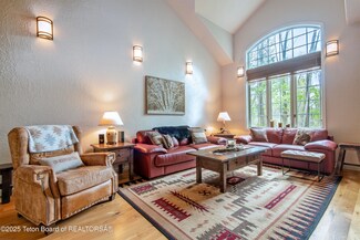 125 Cobble Creek Ln Unit 75, Driggs, ID 83422