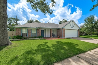 4751 Saint Lawrence Dr, Friendswood, TX 77546