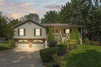 508 N Jackson Ct, Raymore, MO 64083