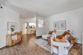 1083 Foxchase Dr, San Jose, CA 95123