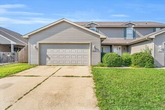 3912 Balmoral Dr, Champaign, IL 61822