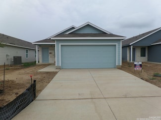 1335 N Neria Loop, San Antonio, TX 78224