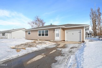 1208 13th Ave W, Williston, ND 58801