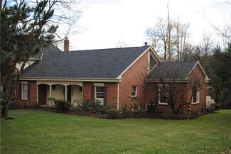 247 Sweet Gum Rd, Pittsburgh, PA 15238