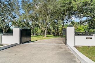 6541 Melaleuca Rd, Southwest Ranches, FL 33330