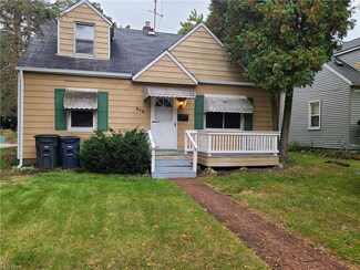 948 Carpenter St, Akron, OH 44310