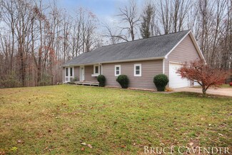11682 19 Mile Rd NE, Cedar Springs, MI 49319