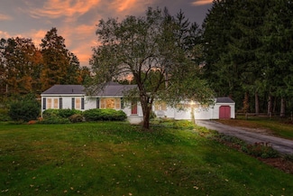 51 N Amherst Rd, Bedford, NH 03110
