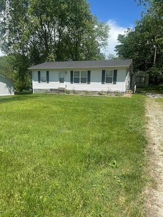 209 N Center St, Irvington, KY 40146