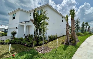 10390 SW Highpointe Dr Unit Whitestone, Stuart, FL 34997