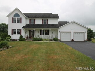7665 Thomas Cir, Stittville, NY 13469
