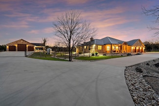 115 Oak Meadow Trail, Spicewood, TX 78669