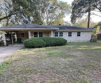 2208 W 39th Ave, Pine Bluff, AR 71603