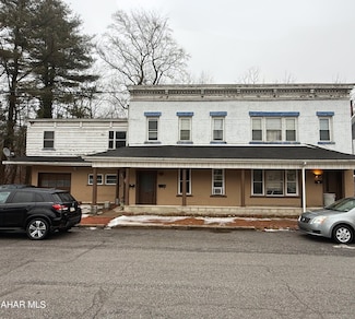 704 Park Ave Unit 8, Tyrone, PA 16686