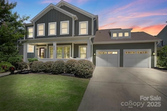 2052 Masons Bend Dr, Fort Mill, SC 29708