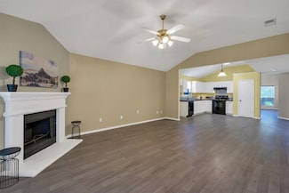 10212 Brea Canyon Rd, Fort Worth, TX 76108