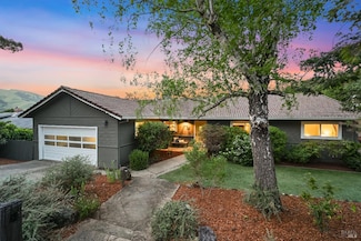 15 Manor View Dr, Fairfax, CA 94930