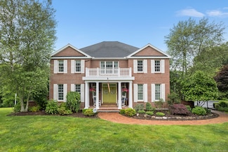 35 Lake Ridge Rd, Southbury, CT 06488