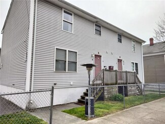 6 Vernon St, Providence, RI 02903