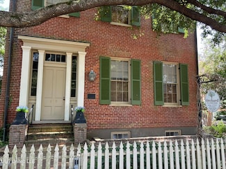 305 N Rankin St, Natchez, MS 39120
