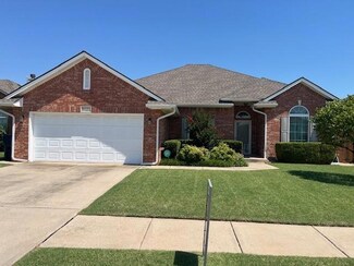 8421 NW 77th Place, Oklahoma City, OK 73132