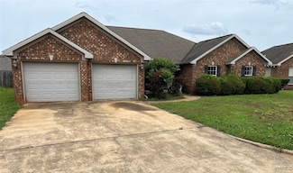 16428 Cherokee Bend Pkwy, Moundville, AL 35474