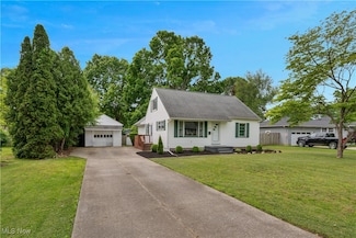 1094 Jessie Ave, Kent, OH 44240