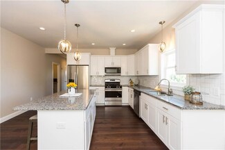 550 Wakefield St Unit 16, West Warwick, RI 02893