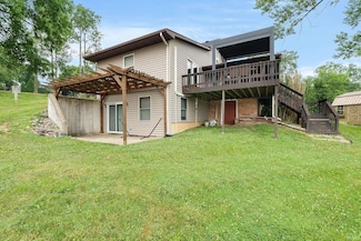 2040 Lane 120 Hamilton Lake, Hamilton, IN 46742