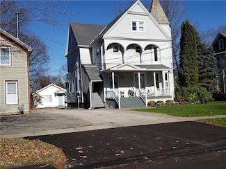 13900-UP Kirtland St Unit up, Burton, OH 44021