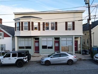 52 Spring St, Manville, RI 02838