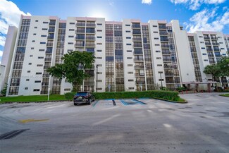 16909 N Bay Rd Unit 405, Sunny Isles Beach, FL 33160