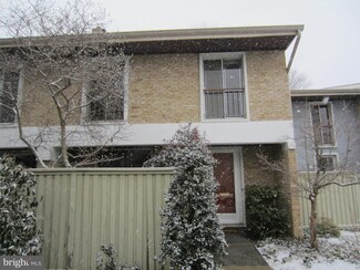 42 Olmstead Green Ct, Baltimore, MD 21210