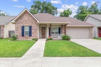 220 Oak Path Dr, Carencro, LA 70520