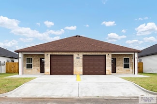 2225 S Valley Cir Unit B, La Feria, TX 78559