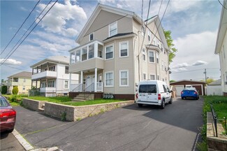 131 Pullen Ave, Pawtucket, RI 02861