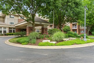 605 Barrington Ave Unit 224, East Dundee, IL 60118