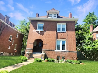 4918 Highland Ave, Saint Louis, MO 63113