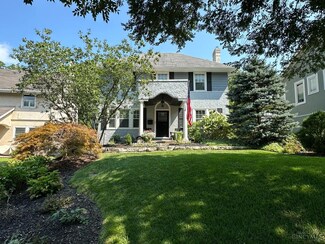 3130 Lookout Cir, Cincinnati, OH 45208