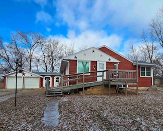710 2nd St, Wakonda, SD 57073