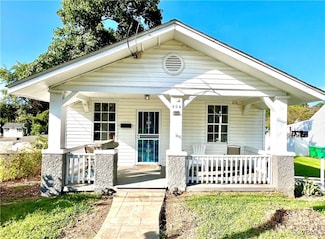204 Piedmont Ave, Colonial Heights, VA 23834