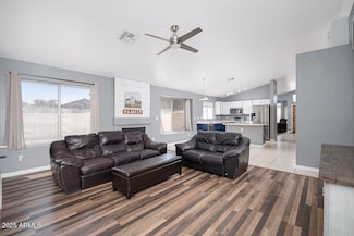 8653 W Paradise Ln, Peoria, AZ 85382