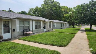 317 S Martin Luther King jr Dr, Manhattan, KS 66502