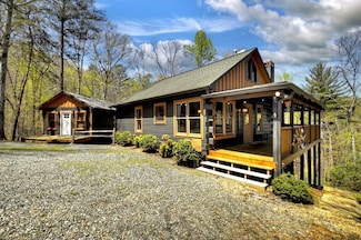 170 Humphrey Heights Rd, Mineral Bluff, GA 30559