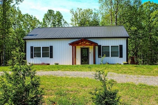 12884 Richmond Hwy, Appomattox, VA 24522