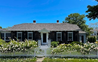 43 Cottage St, Edgartown, MA 02539