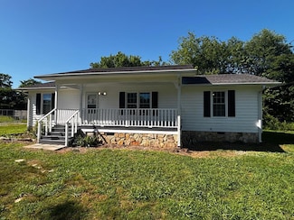 19 5th Ave W, Chatsworth, GA 30705