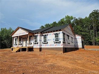 10251 Epps Ln, Amelia Court House, VA 23002